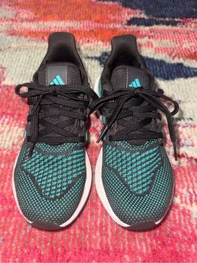 adidas Black & Teal Ultradream DNA Sneakers sz 3.5y
